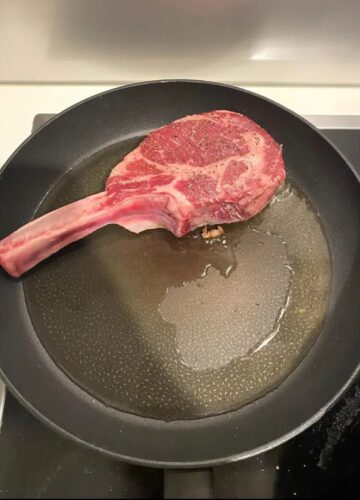 Australian tomahawk steak, approximately 1.2 kg. photo review