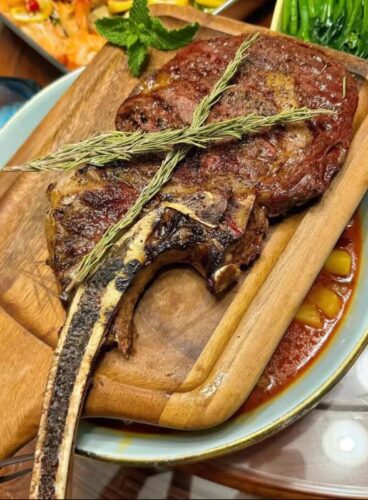 Australian tomahawk steak, approximately 1.2 kg. photo review